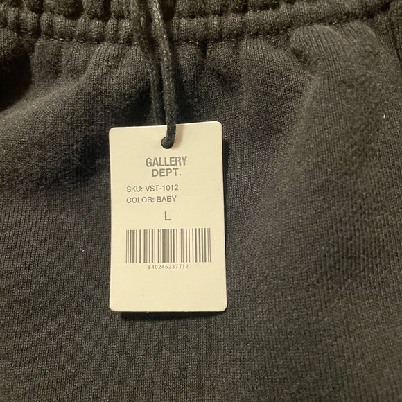 - Gallery dept sweats size large used(tag fell off) - Picture 4 of 4